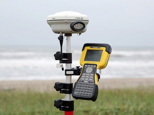 Выбираем геодезический GPS приемник